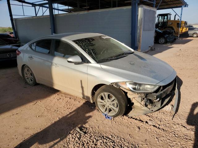 2018 HYUNDAI ELANTRA SE 5NPD84LF8JH272625