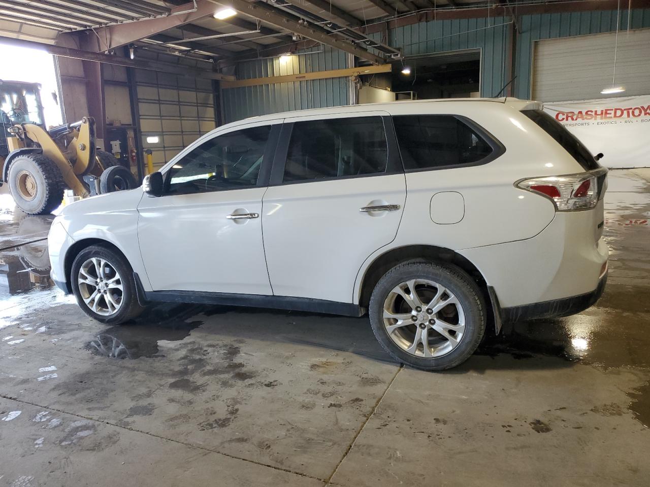 MITSUBISHI OUTLANDER SE