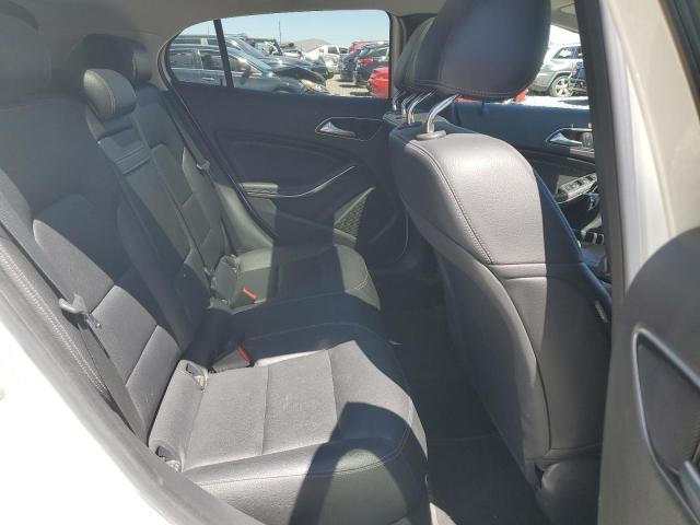 2015 MERCEDES-BENZ GLA 250 4M WDCTG4GB9FJ120321