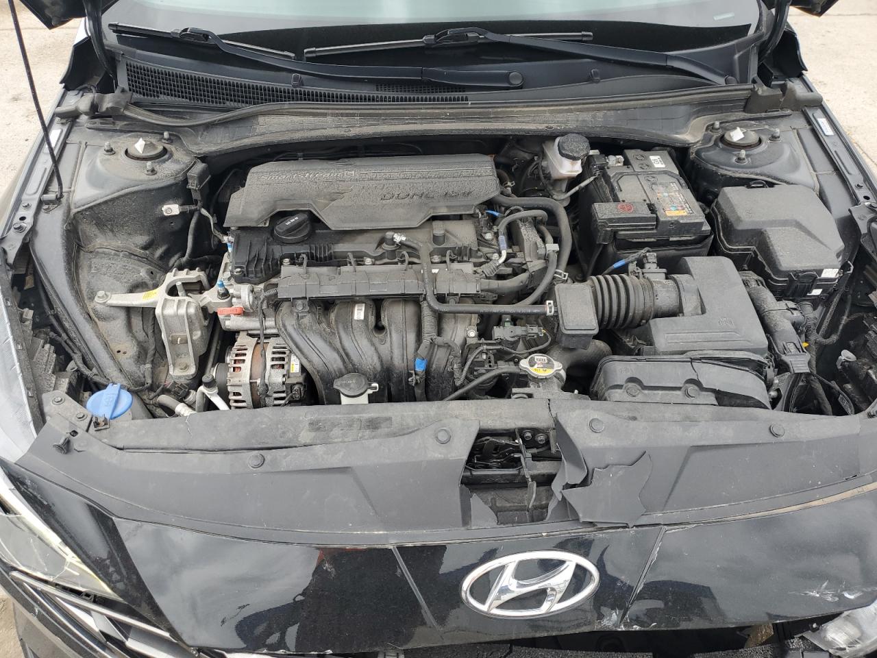 HYUNDAI ELANTRA SEL