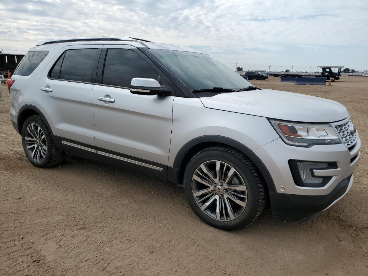 FORD EXPLORER PLATINUM