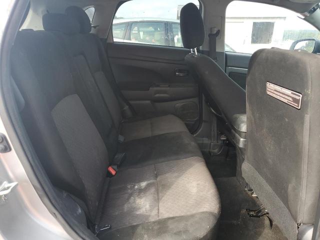 2018 MITSUBISHI OUTLANDER SPORT ES JA4AP3AU7JU015845