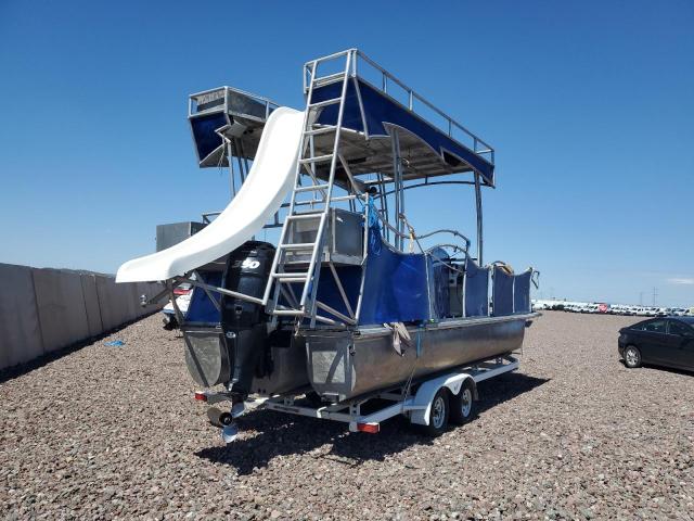 2004 UNK VOYAGER  BOAT #3303071763