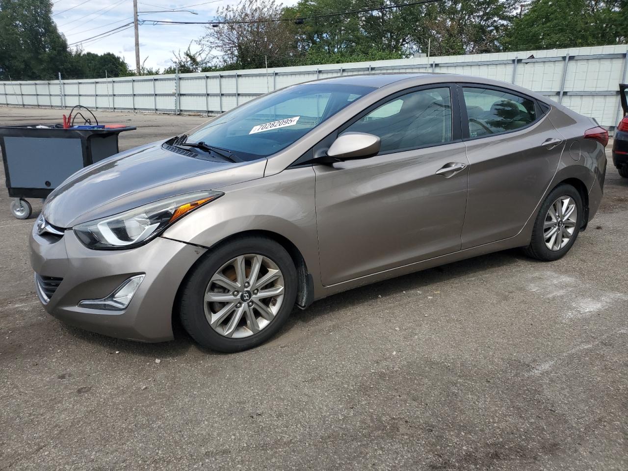 HYUNDAI ELANTRA SE