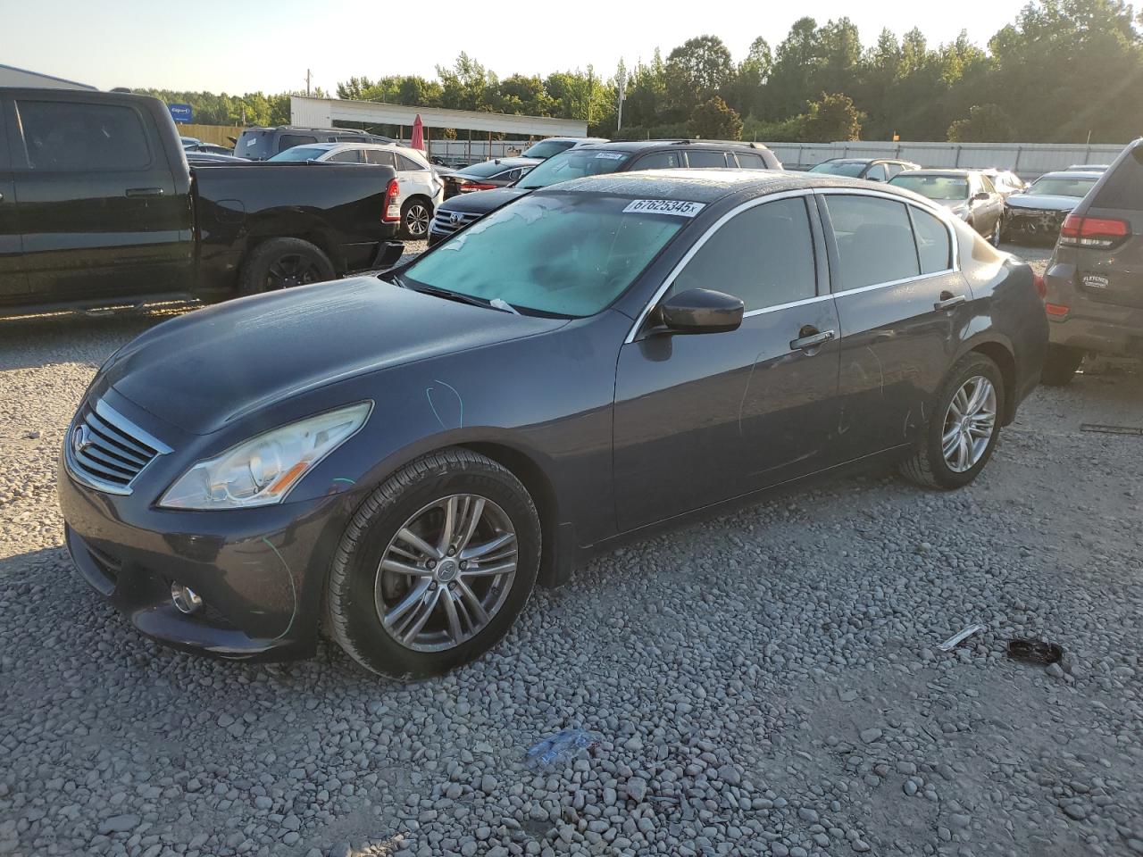 INFINITI G37