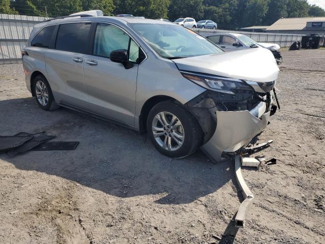 2023 TOYOTA SIENNA XSE 5TDDSKFC4PS094142