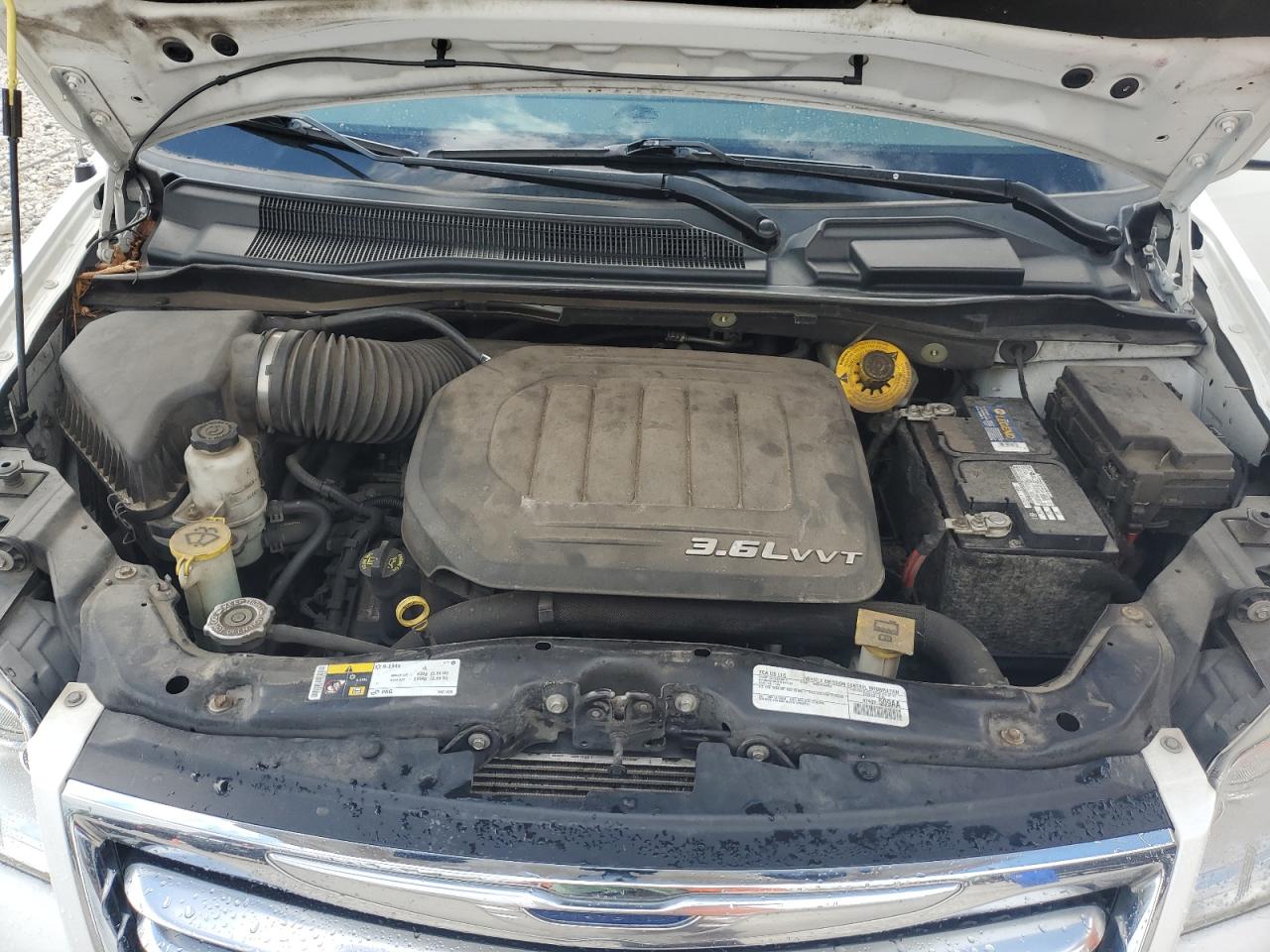 CHRYSLER TOWN & COUNTRY TOURING