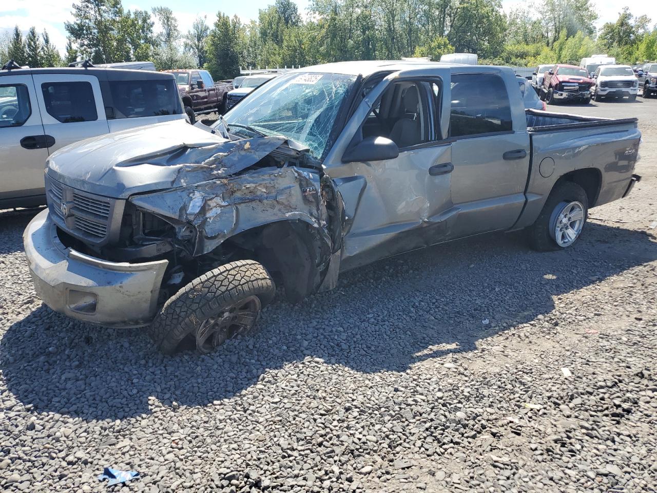 DODGE DAKOTA SLT