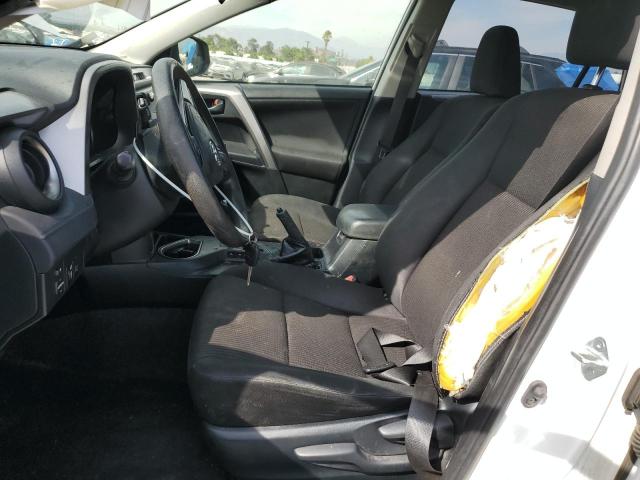 2018 TOYOTA RAV4 LE JTMZFREV3JJ749708