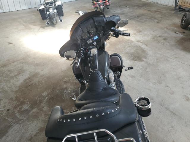 2006 HARLEY-DAVIDSON FLHTCUI - 1HD1FCW106Y676655