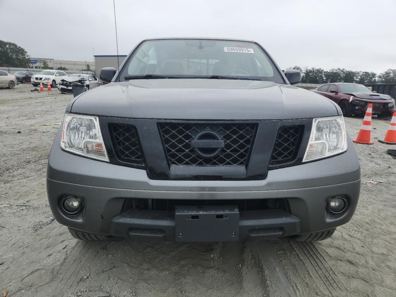 NISSAN FRONTIER S