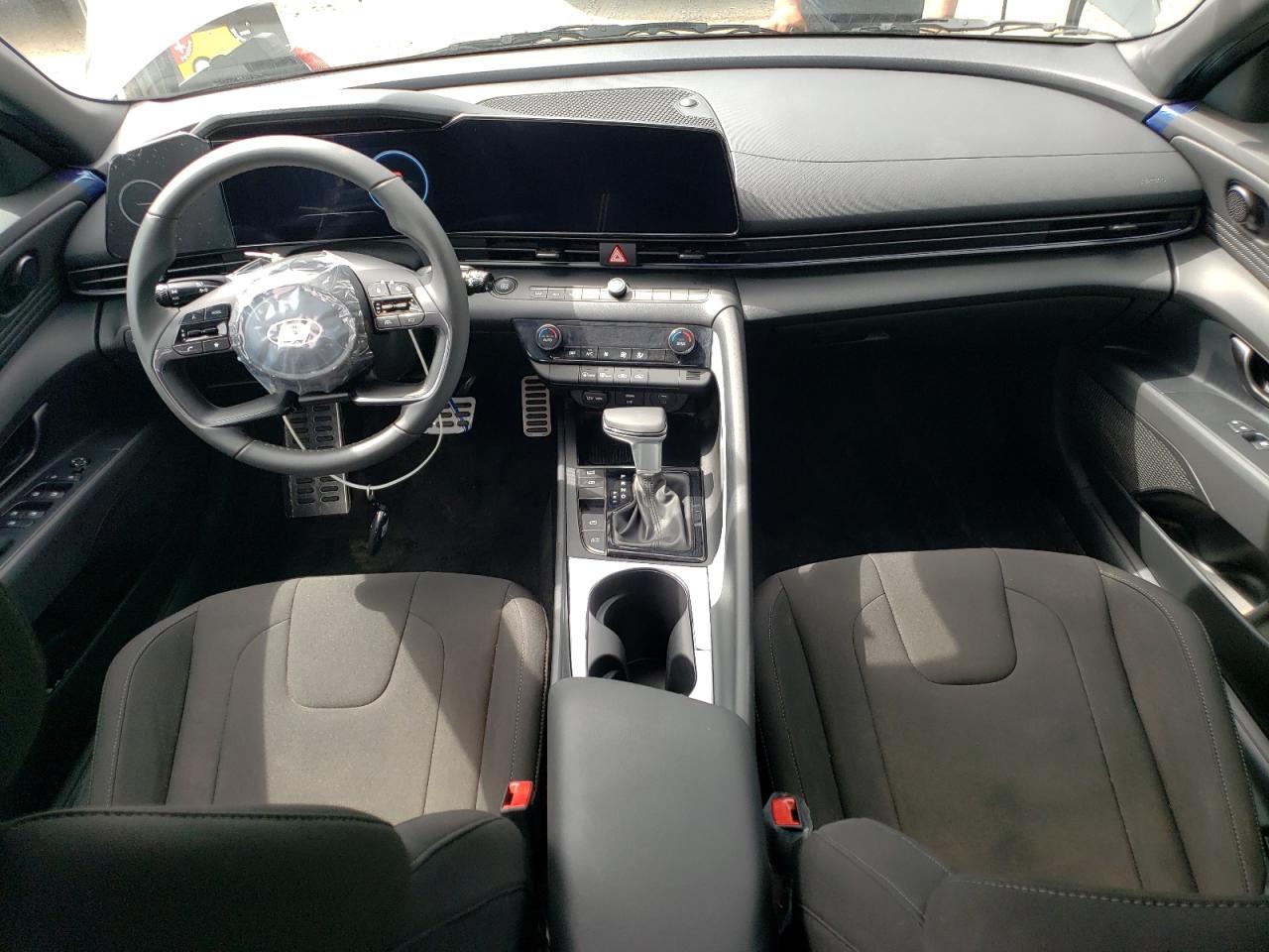 HYUNDAI ELANTRA BLUE