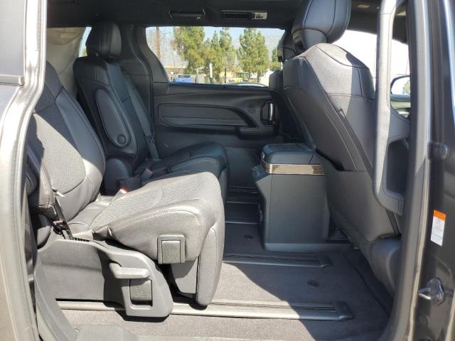 2025 TOYOTA SIENNA LIM 5TDESKFC7SS201911