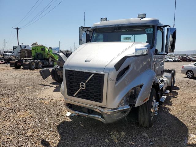 VOLVO VNR 2020 silver  diesel 4V4WC9EJXLN270209 photo #3