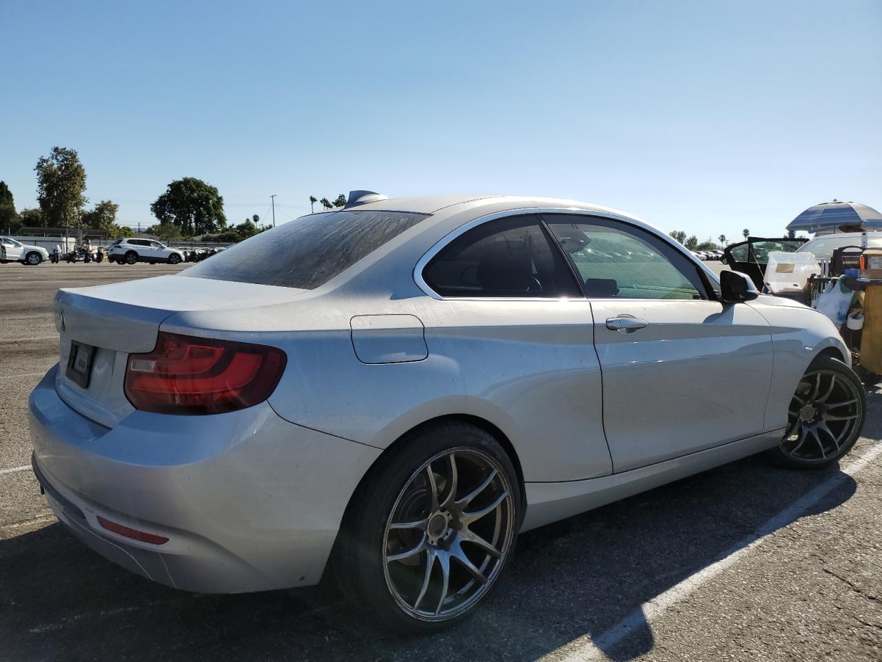 BMW 2 SERIES I SULEV