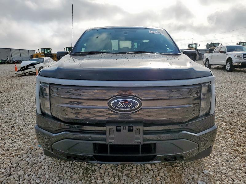 2023 FORD F150 LIGHT 1FT6W1EV4PWG25933