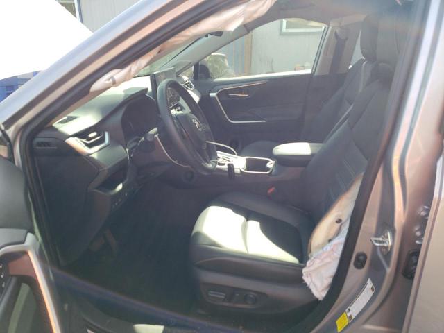 2025 TOYOTA RAV4 XLE PREMIUM JTMB6RFV4SD153135