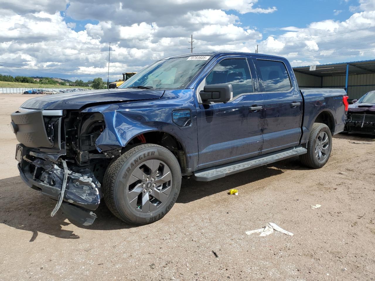 FORD F-150 LIGHTNING XLT