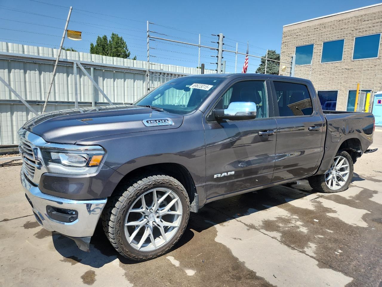 RAM 1500 LARAMIE
