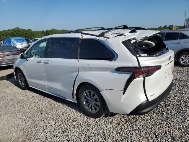 2025 TOYOTA SIENNA XLE 5TDJRKEC2SS269318