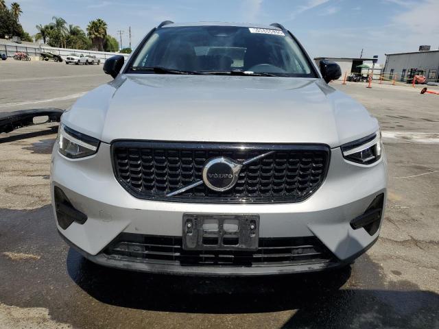 2024 VOLVO XC40 CORE - YV4L12UK6R2281821