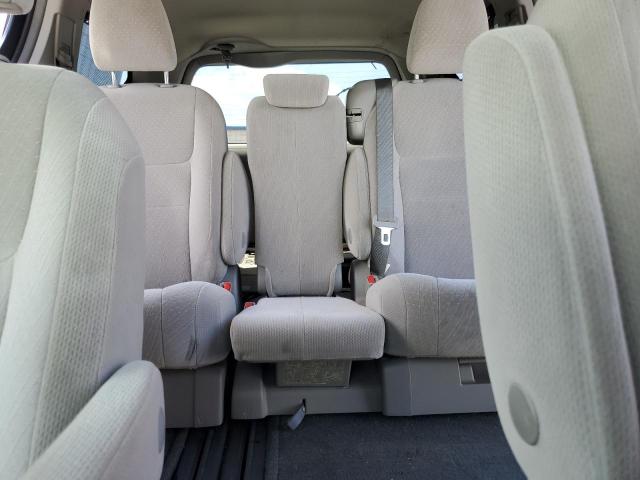 2017 TOYOTA SIENNA LE - 5TDKZ3DC5HS815372