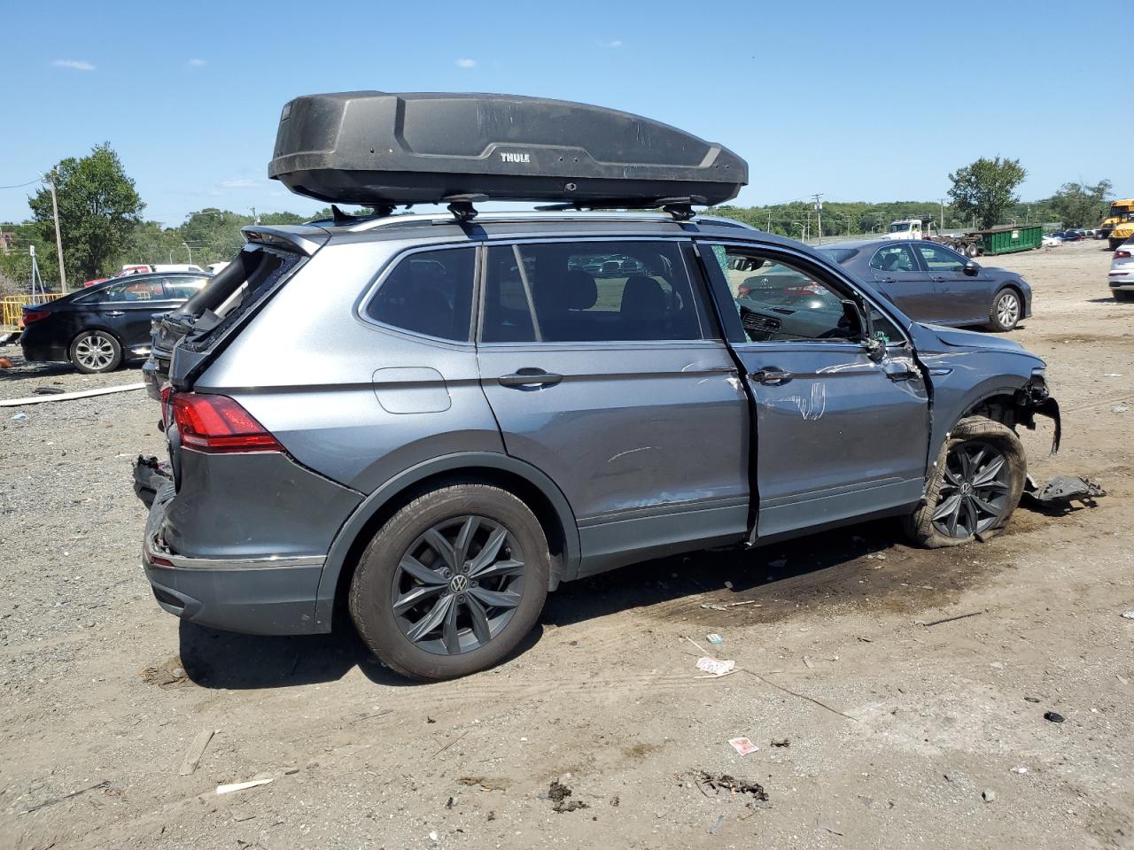 VOLKSWAGEN TIGUAN SE