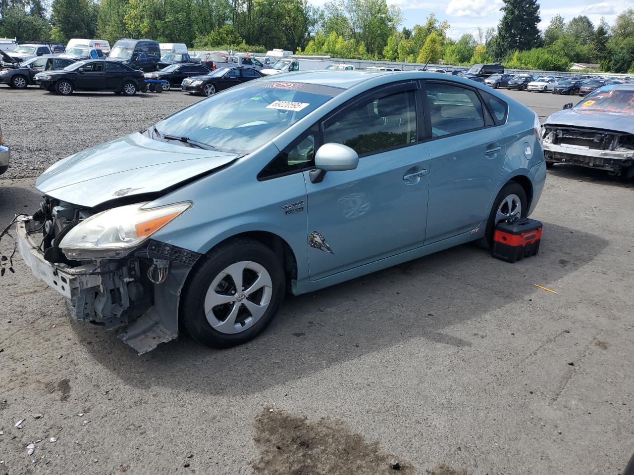 TOYOTA PRIUS