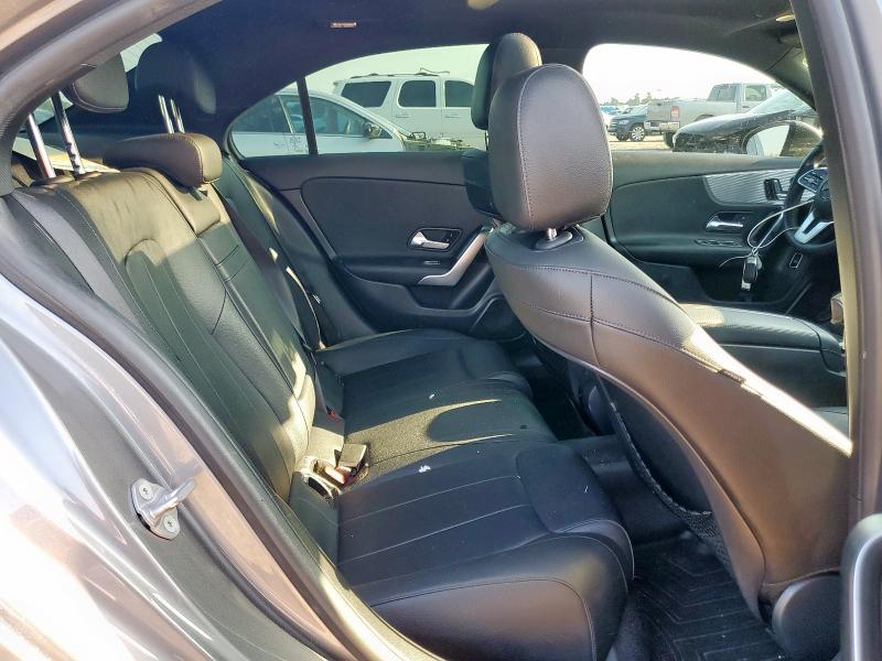 2021 MERCEDES-BENZ A 220 W1K3G4EB4MJ255394