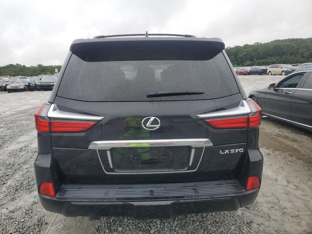 LEXUS LX 570