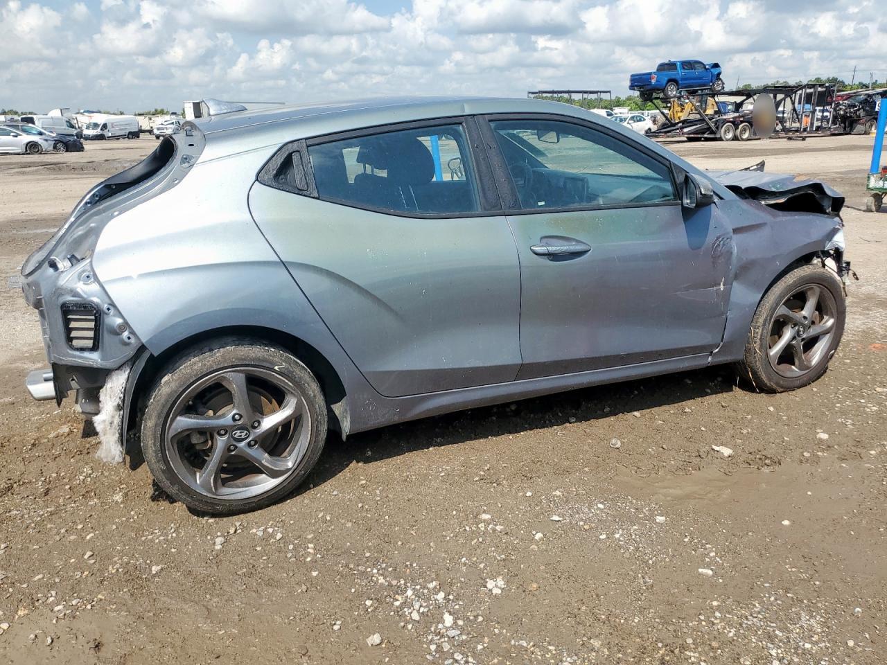 HYUNDAI VELOSTER BASE