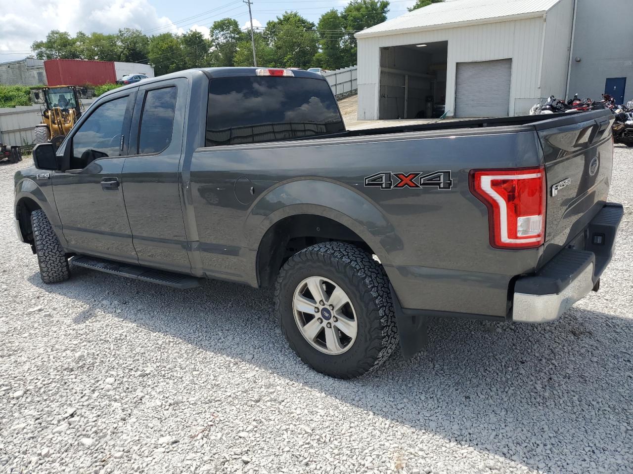 FORD F-150 SUPER CAB