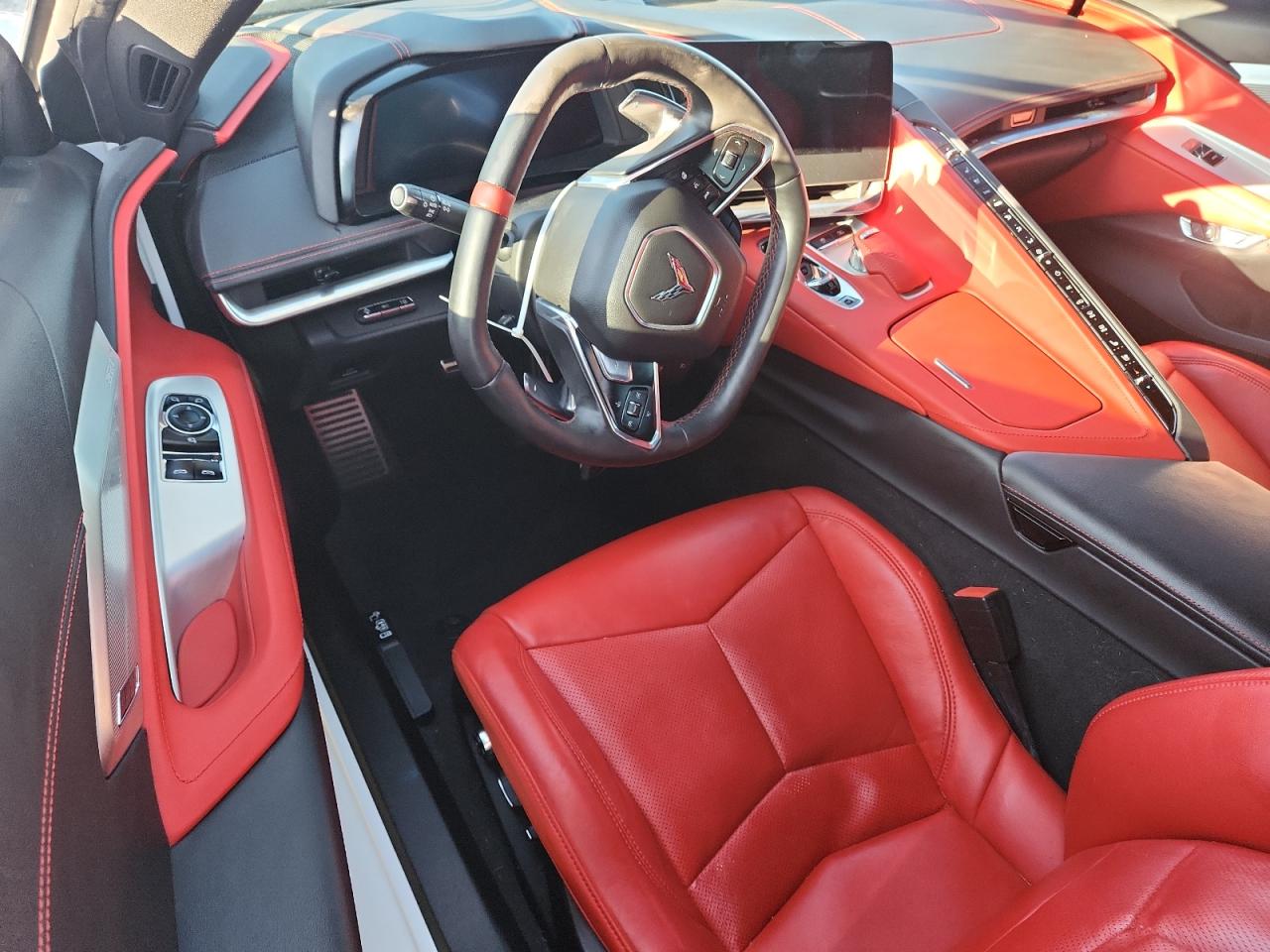 CHEVROLET CORVETTE STINGRAY 2LT