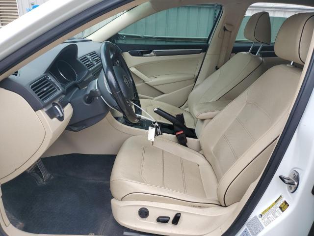 2017 VOLKSWAGEN PASSAT R-L 1VWDT7A35HC082292
