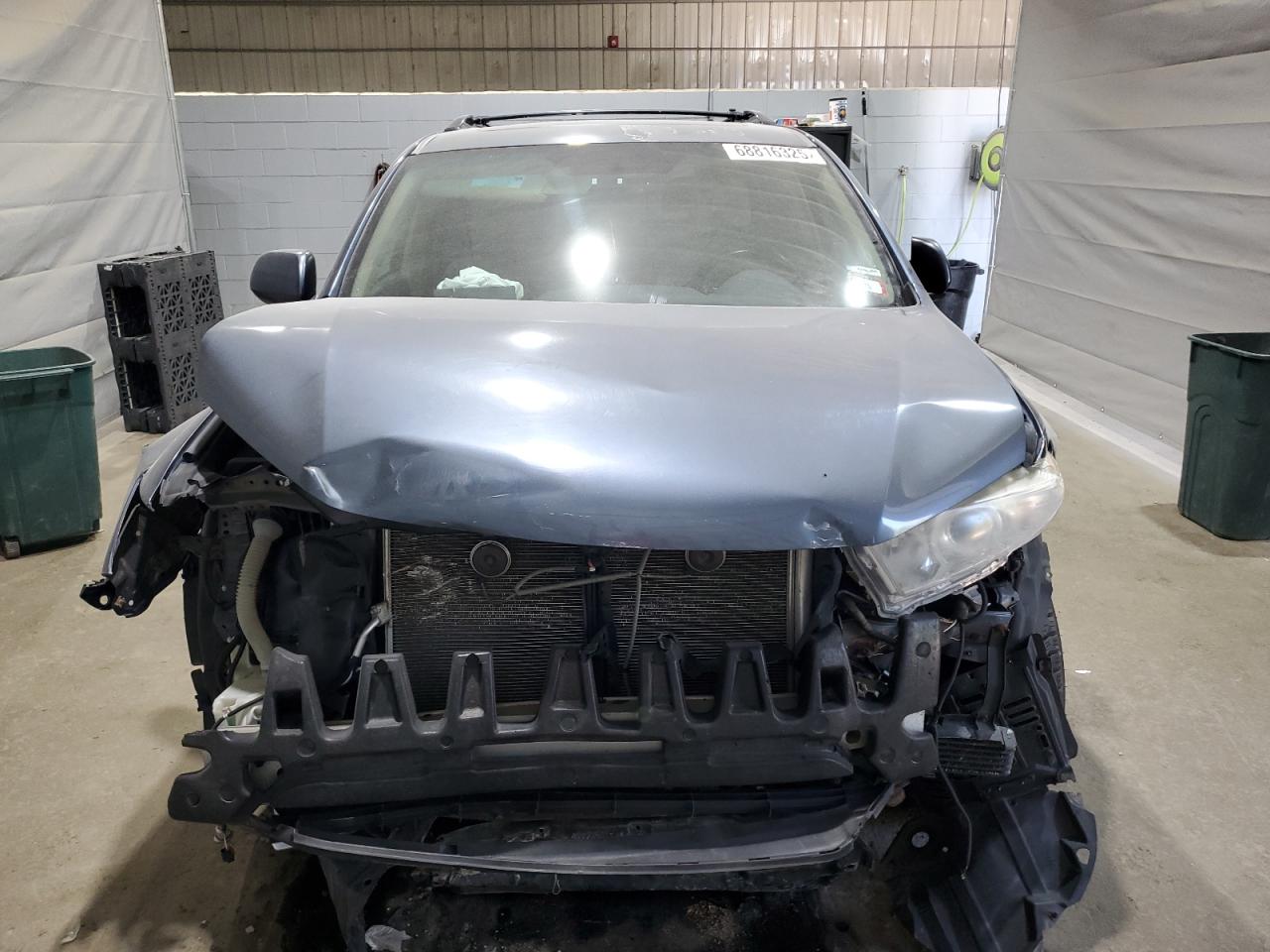 TOYOTA HIGHLANDER BASE