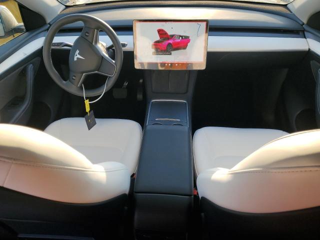 2025 TESLA MODEL Y 7SAYGAEE7SF237505