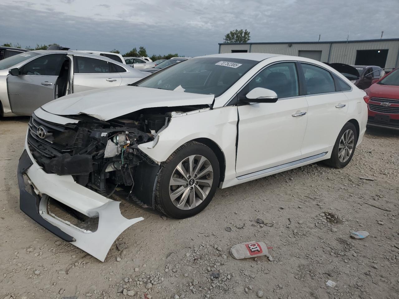 HYUNDAI SONATA SPORT