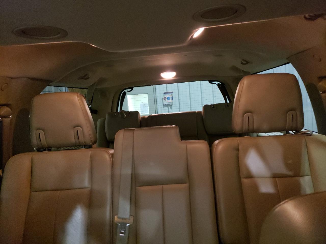 FORD EXPEDITION EL XLT