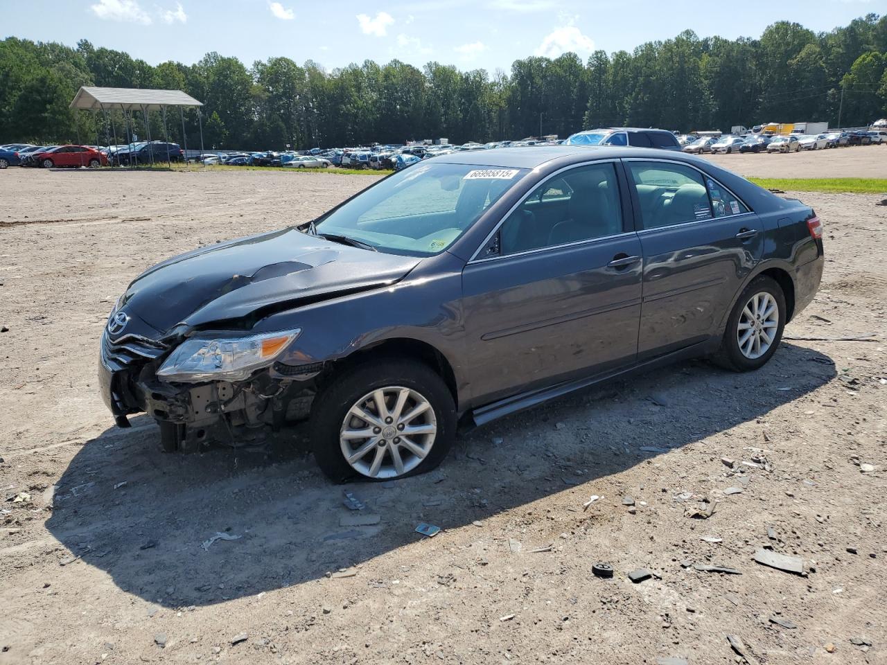 TOYOTA CAMRY BASE