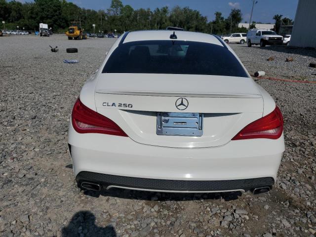 2016 MERCEDES-BENZ CLA 250 WDDSJ4EB5GN311661