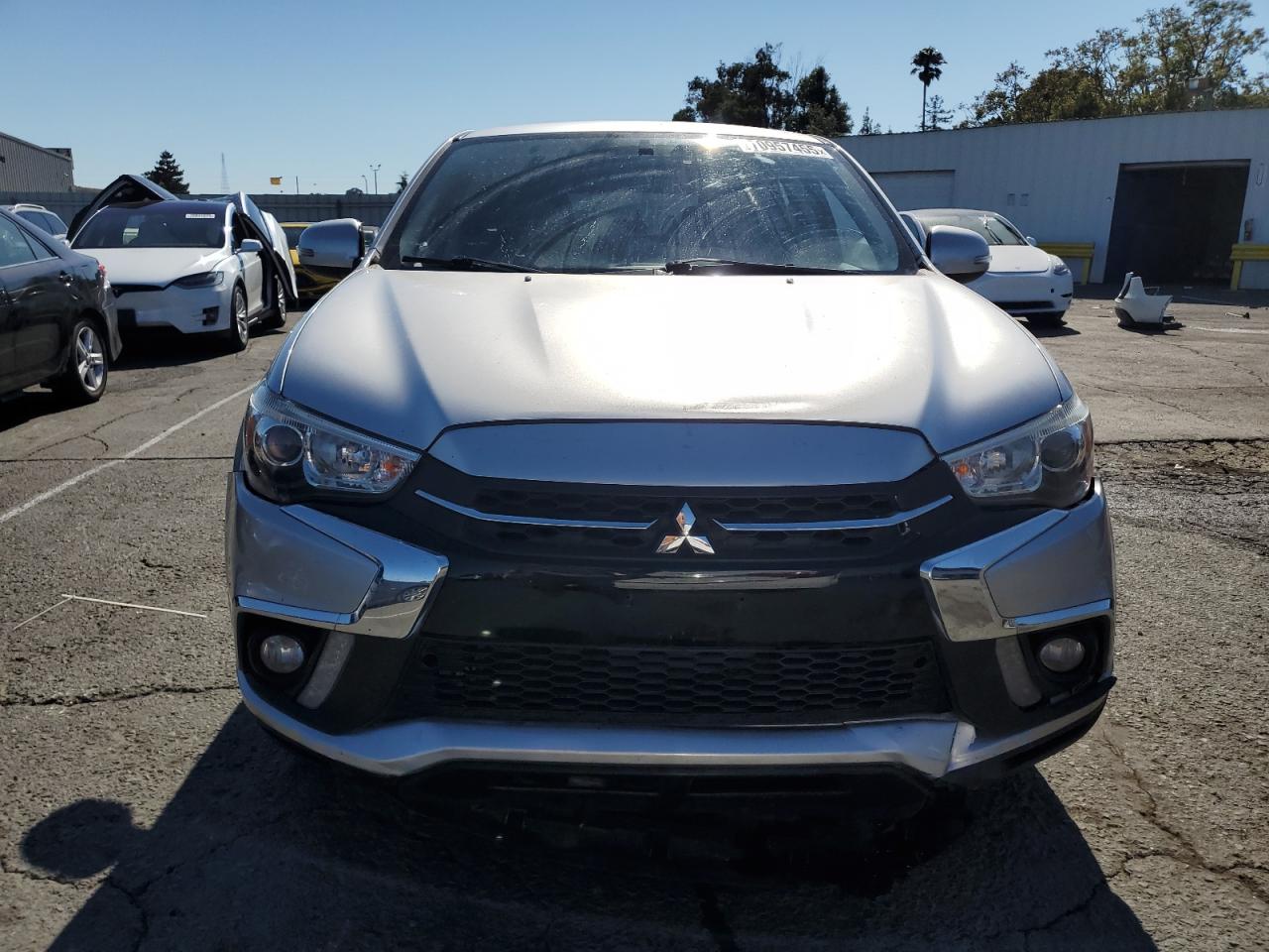 MITSUBISHI OUTLANDER ES