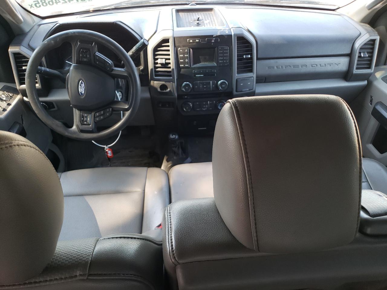 FORD F-550 SUPER DUTY