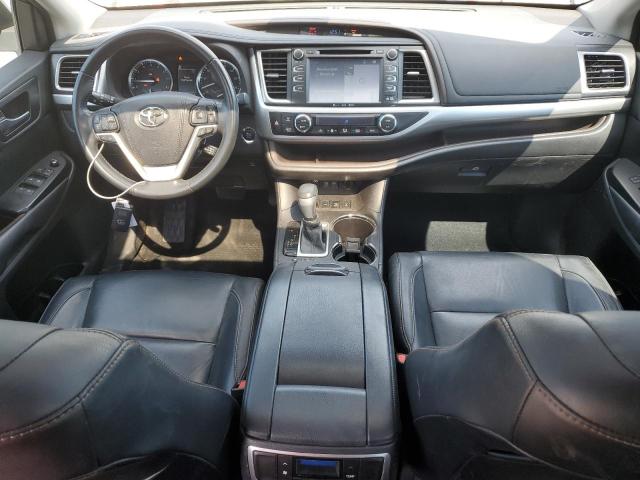2018 TOYOTA HIGHLANDER SE 5TDJZRFH5JS874693