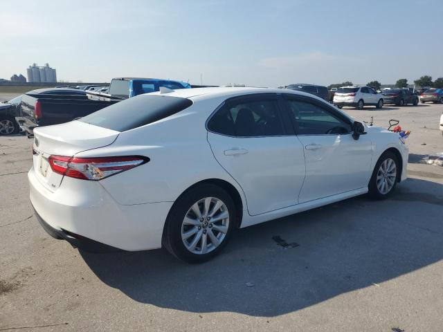 2020 TOYOTA CAMRY LE 4T1C11AK5LU960648