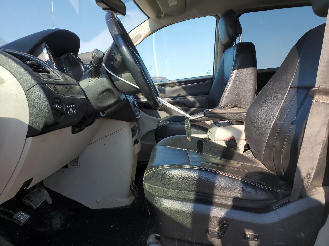 CHRYSLER TOWN & COUNTRY TOURING