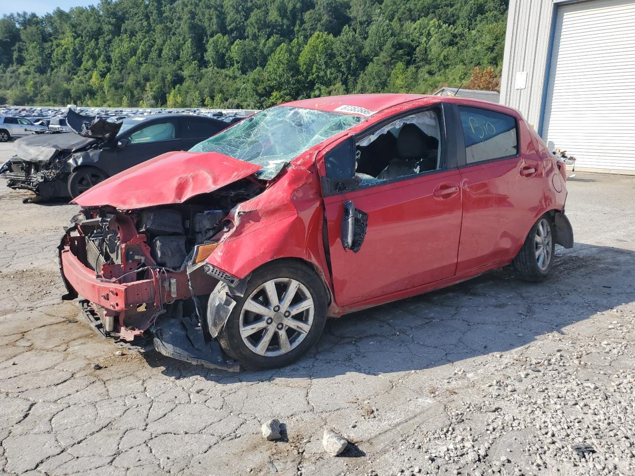 TOYOTA YARIS L