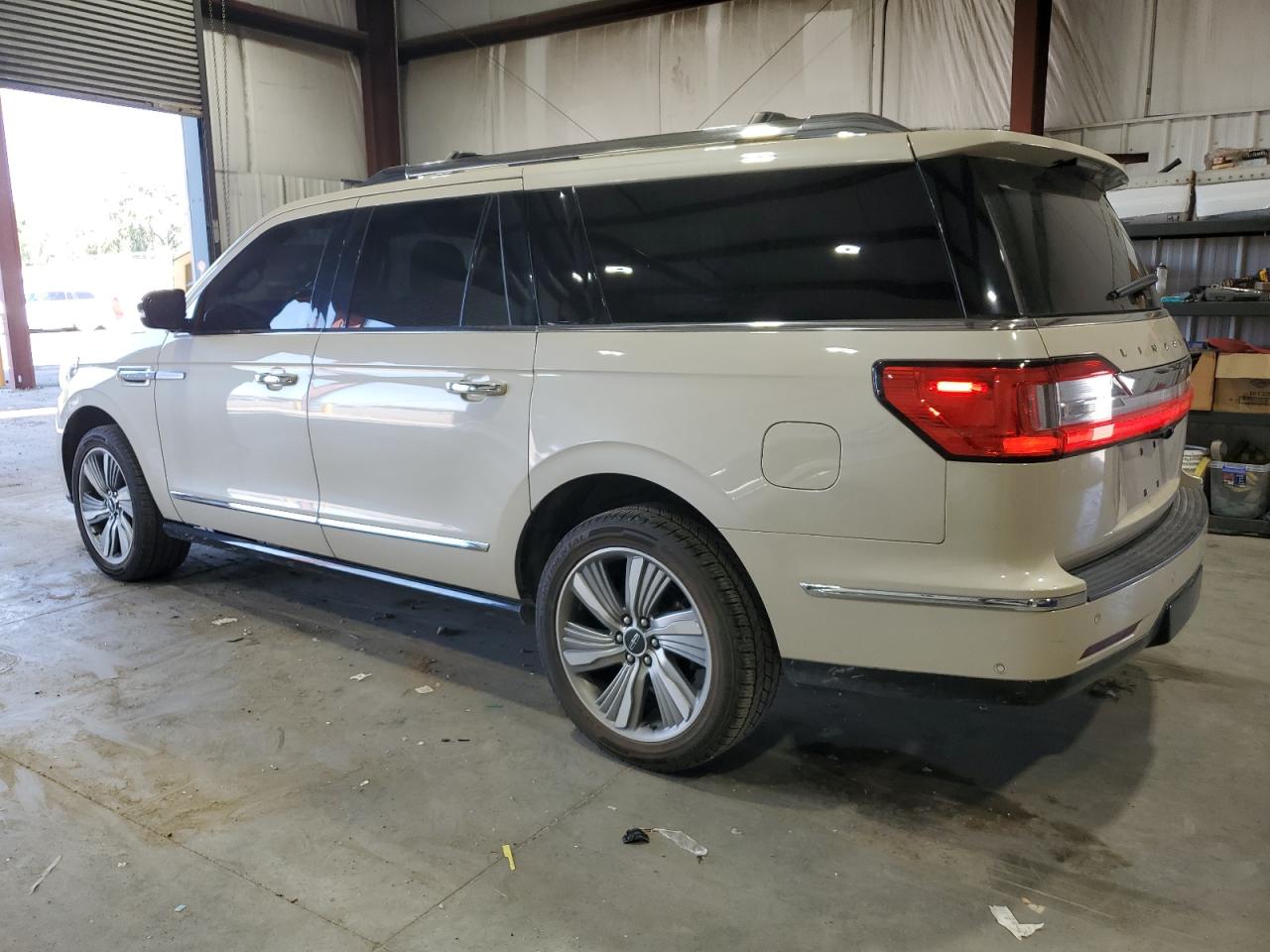 LINCOLN NAVIGATOR L RESERVE