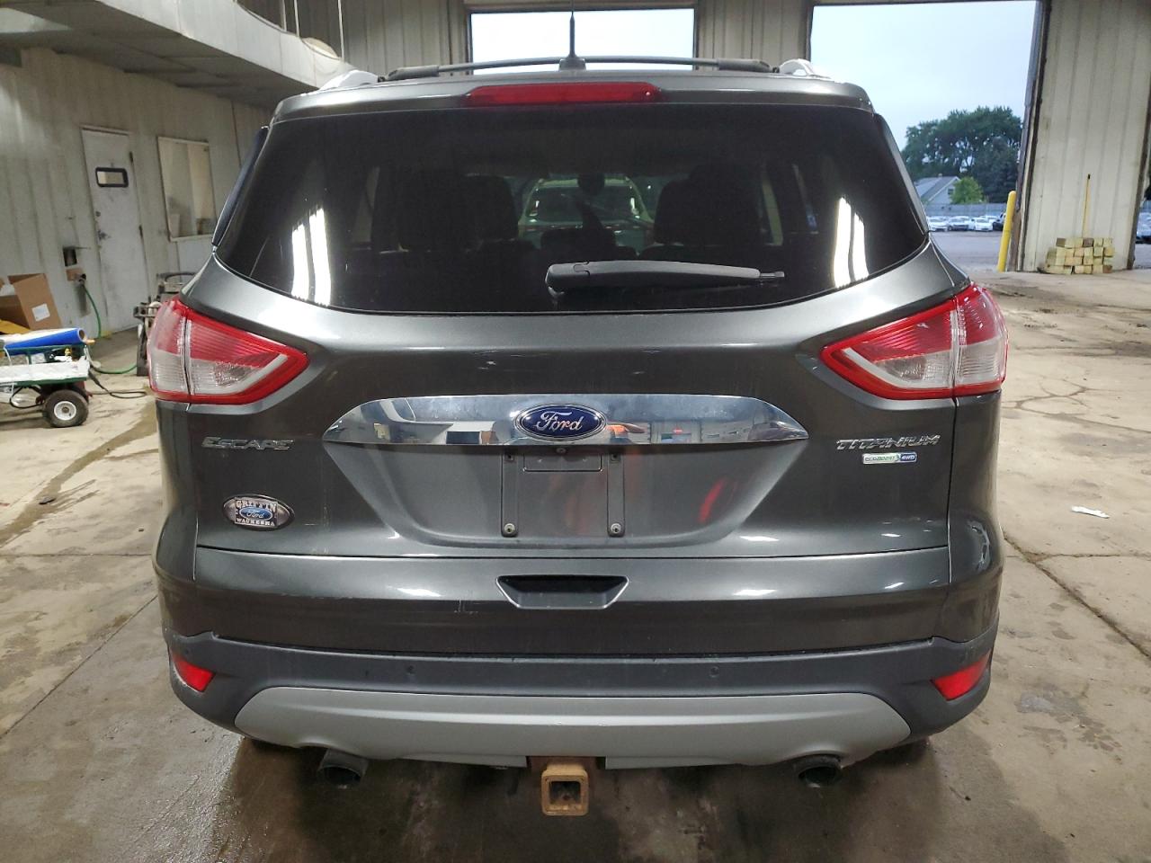 FORD ESCAPE TITANIUM