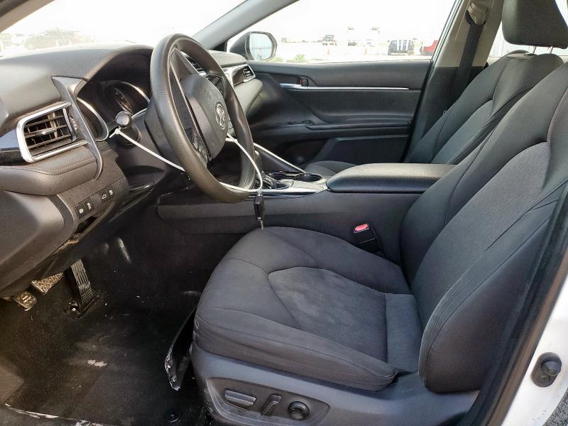 2018 TOYOTA CAMRY L 4T1B11HK5JU591384