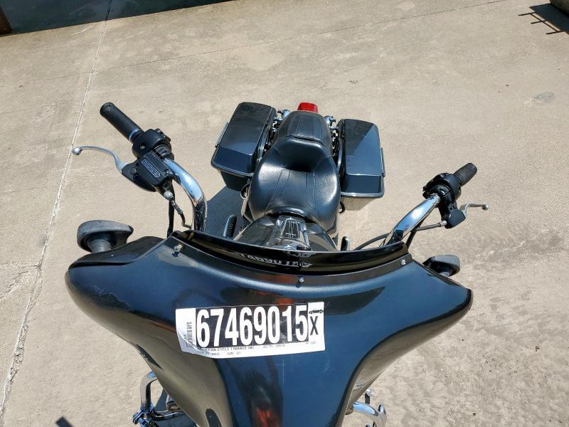 2009 HARLEY-DAVIDSON FLHX 1HD1KB4159Y673022